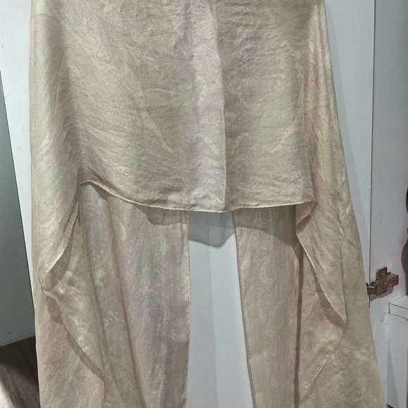 Roberta De Camerino silk stole. Baby pink with fine design. - Picture 3 of 7